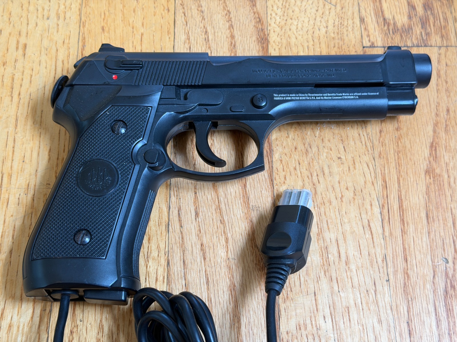 Official Original XBOX Light Gun Beretta Thrustmaster lightgun Controller