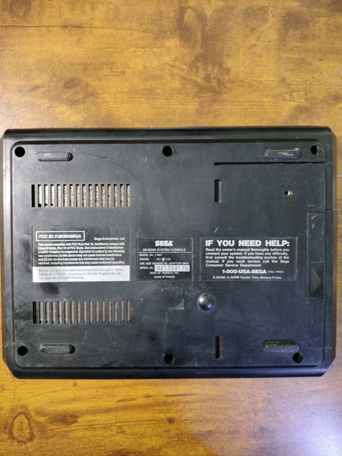 Sega Genesis 16-Bit – Model 1601 – FOR PARTS ONLY – Console Only