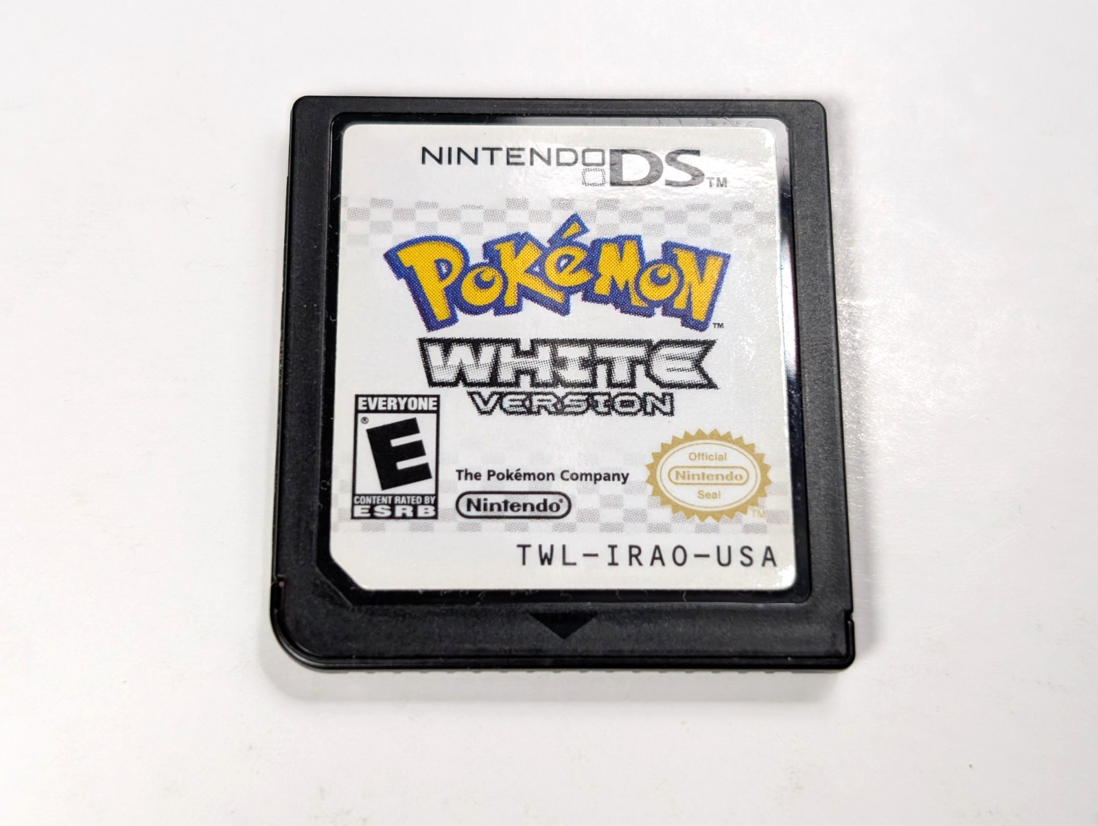 Pokemon White Nintendo DS in case authentic