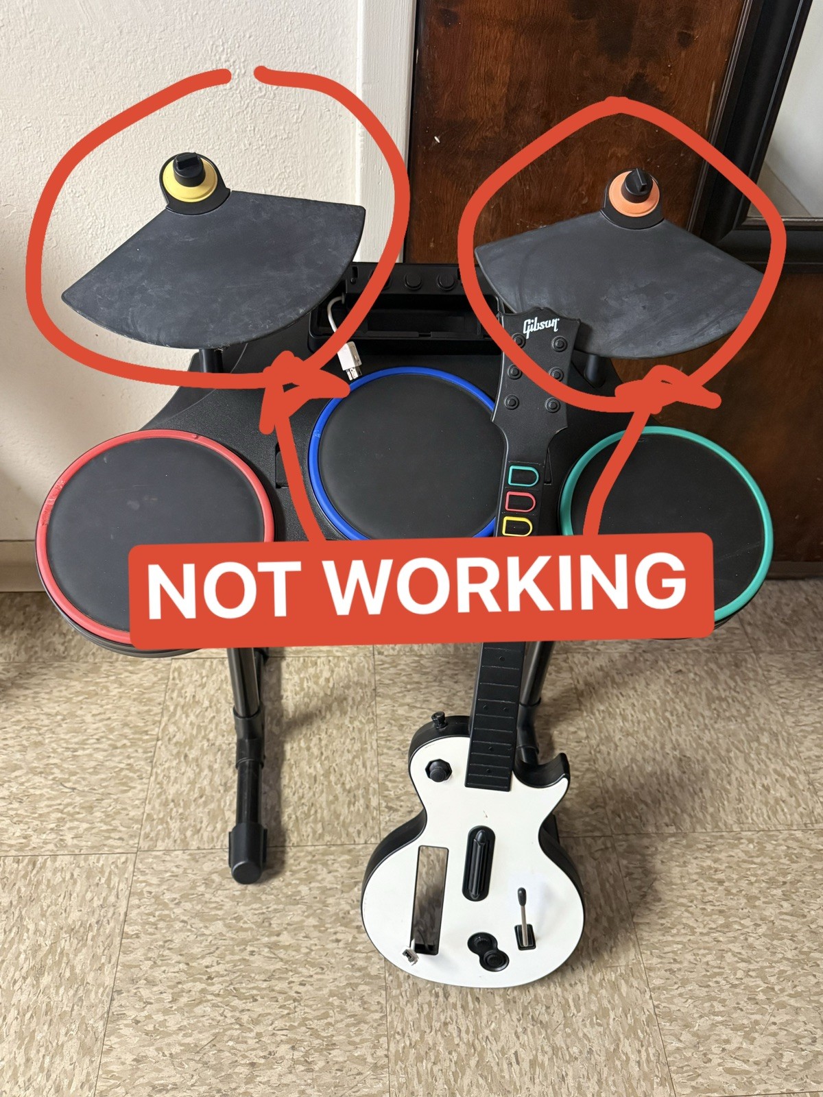 Red Octane Nintendo Wii Guitar Hero World Tour Drum Set For REPAIR