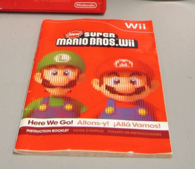 New Super Mario Bros. Wii (Nintendo Wii, 2009) with Manual – Tested Working