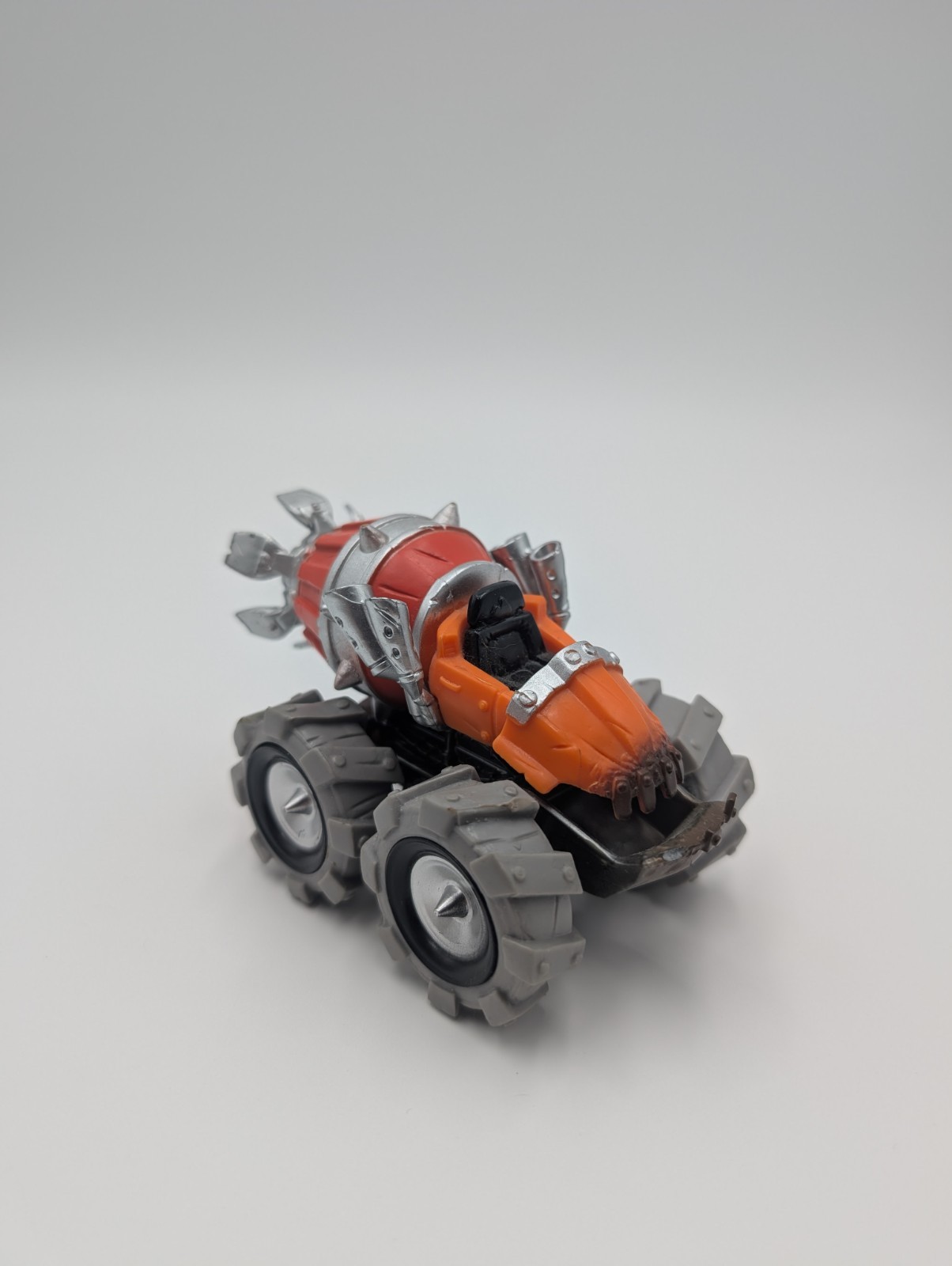Skylanders Superchargers Smash Hit Figure and Thump Truck