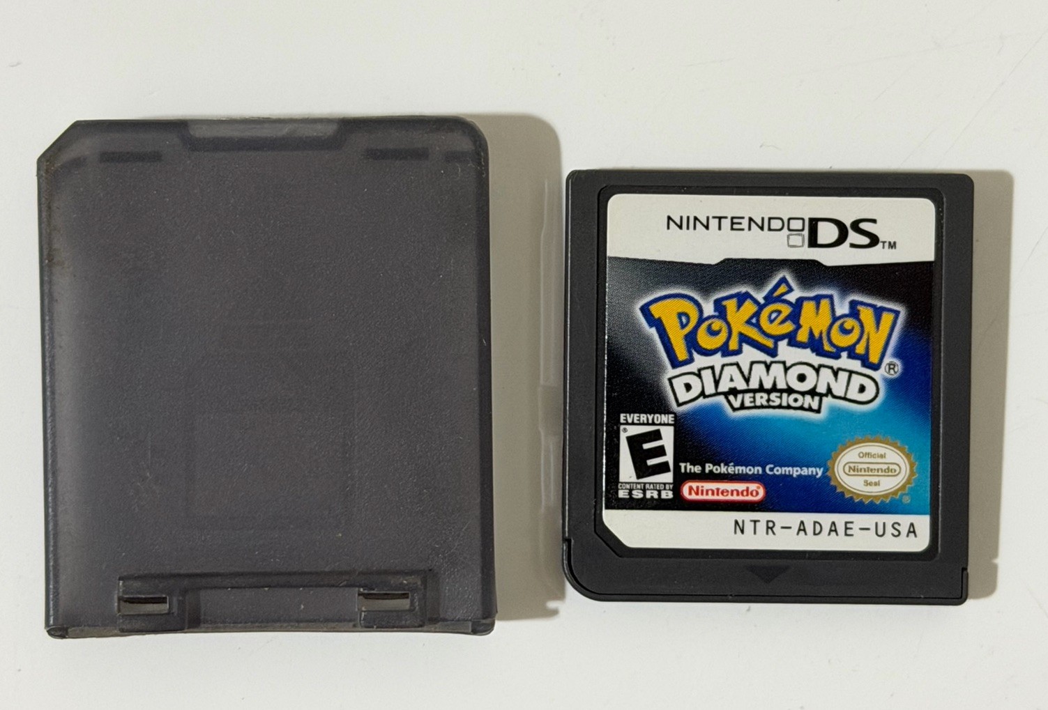 Pokémon Diamond Version for Nintendo DS 2007 Authentic Game And Case