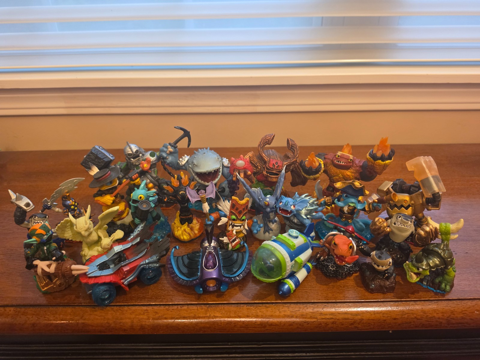 Skylanders Giant Figures- bulk lot