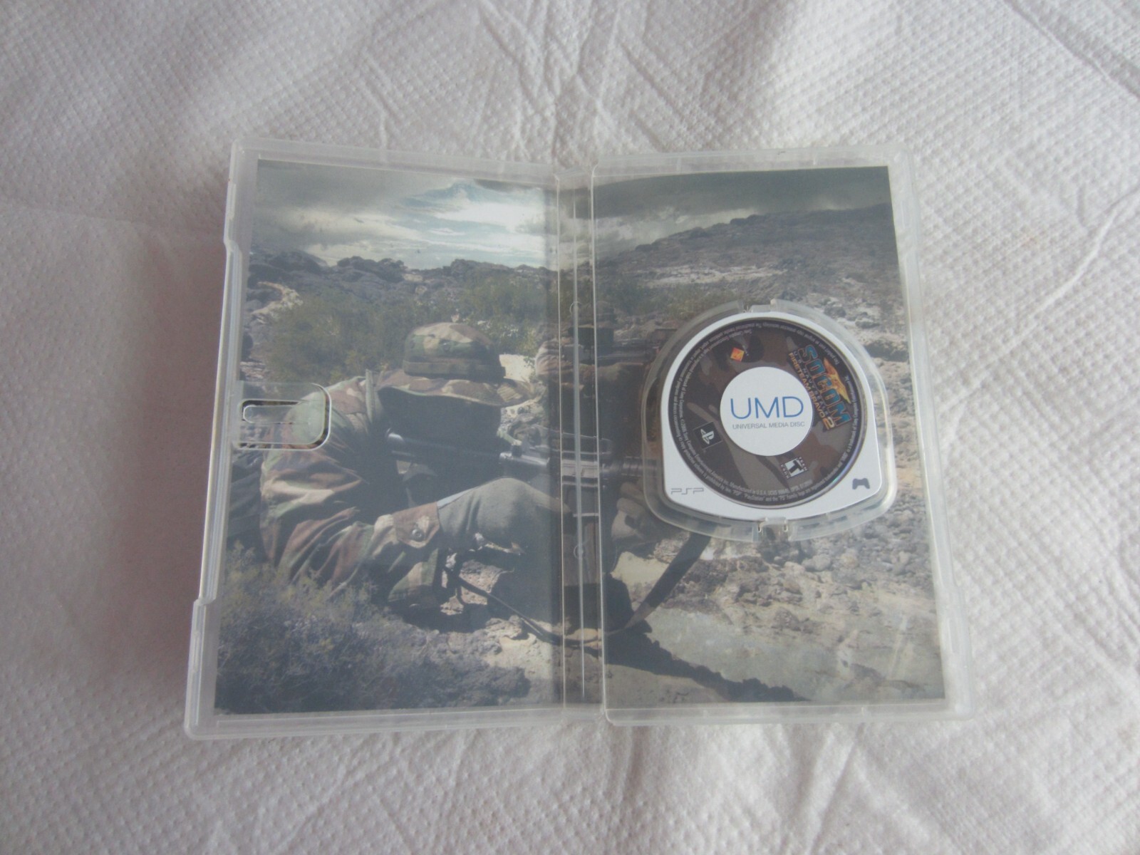 SOCOM U.S. Navy Seals: Fireteam Bravo 2 (Sony PlayStation Portable, 2006)