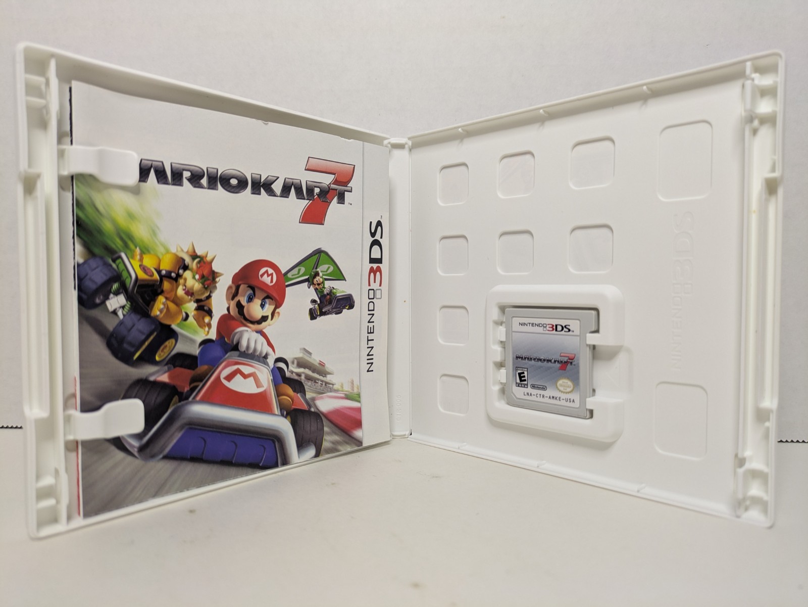 Mario Kart 7 (Nintendo 3DS, 2011) CIB Complete Authentic Tested Working
