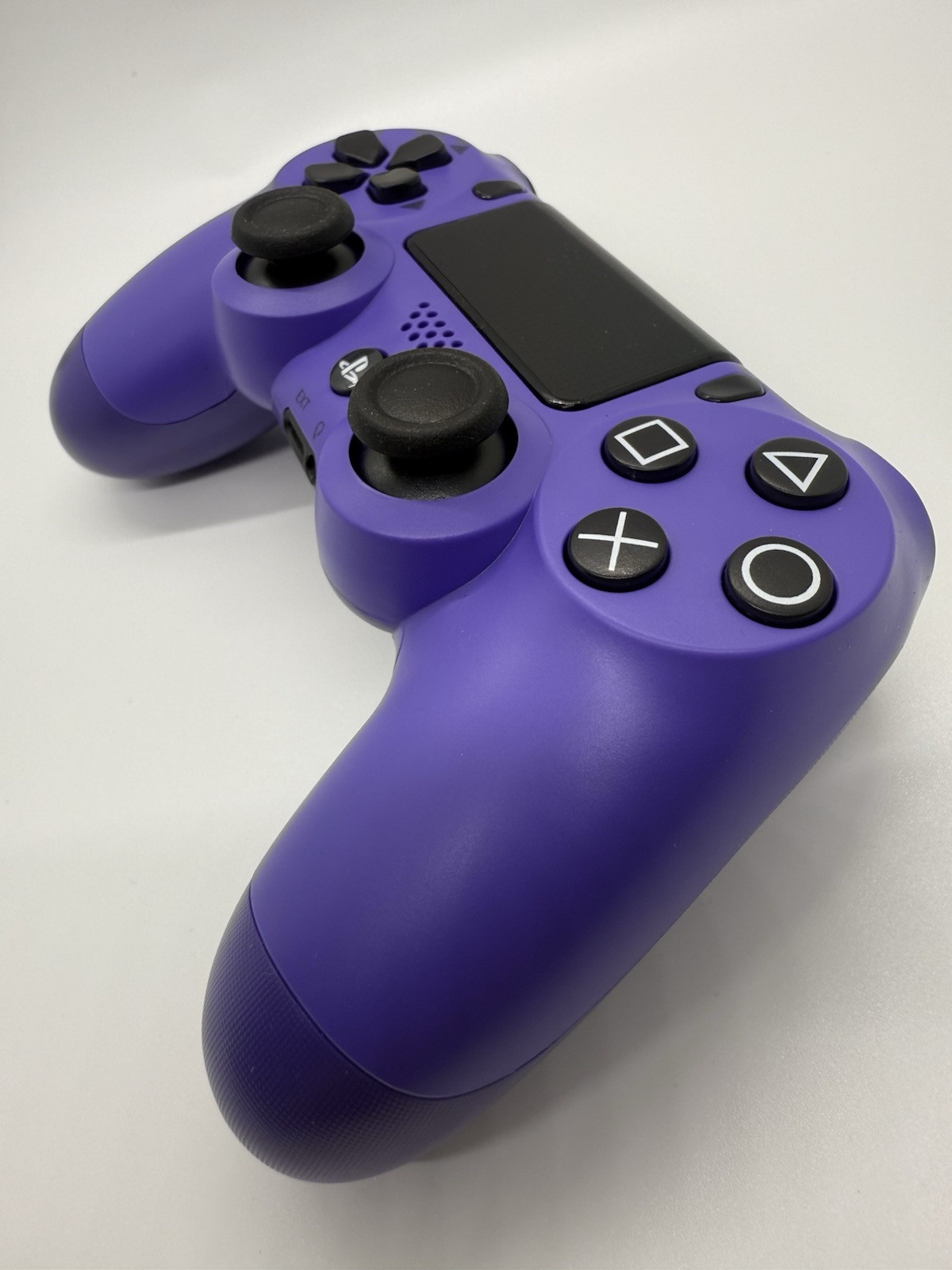 Sony PlayStation 4 PS4 Dualshock 4 Controller Purple – Used