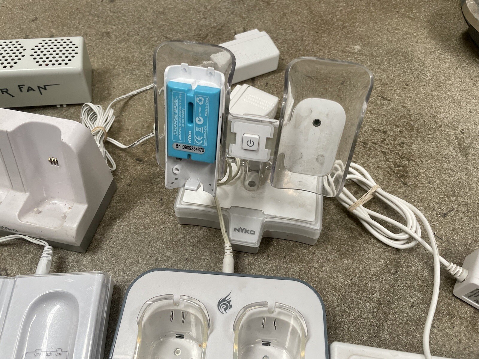 3rd Party Controller Charger Lot: PS4, Xbox 360, Wii & More