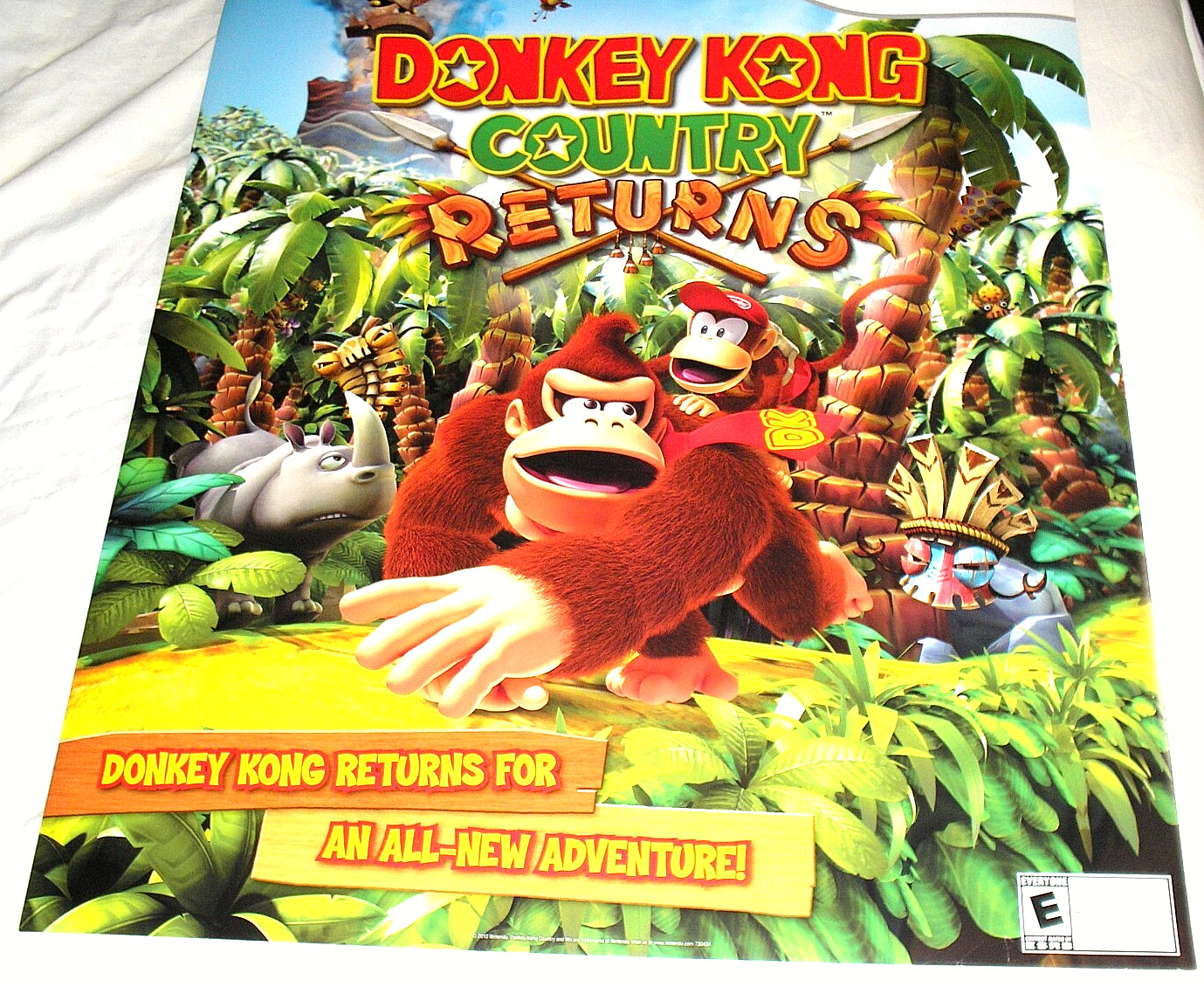 DONKEY KONG COUNTRY WII 28X22 POSTER RARE PROMO ORIGINAL no folding lines NEW
