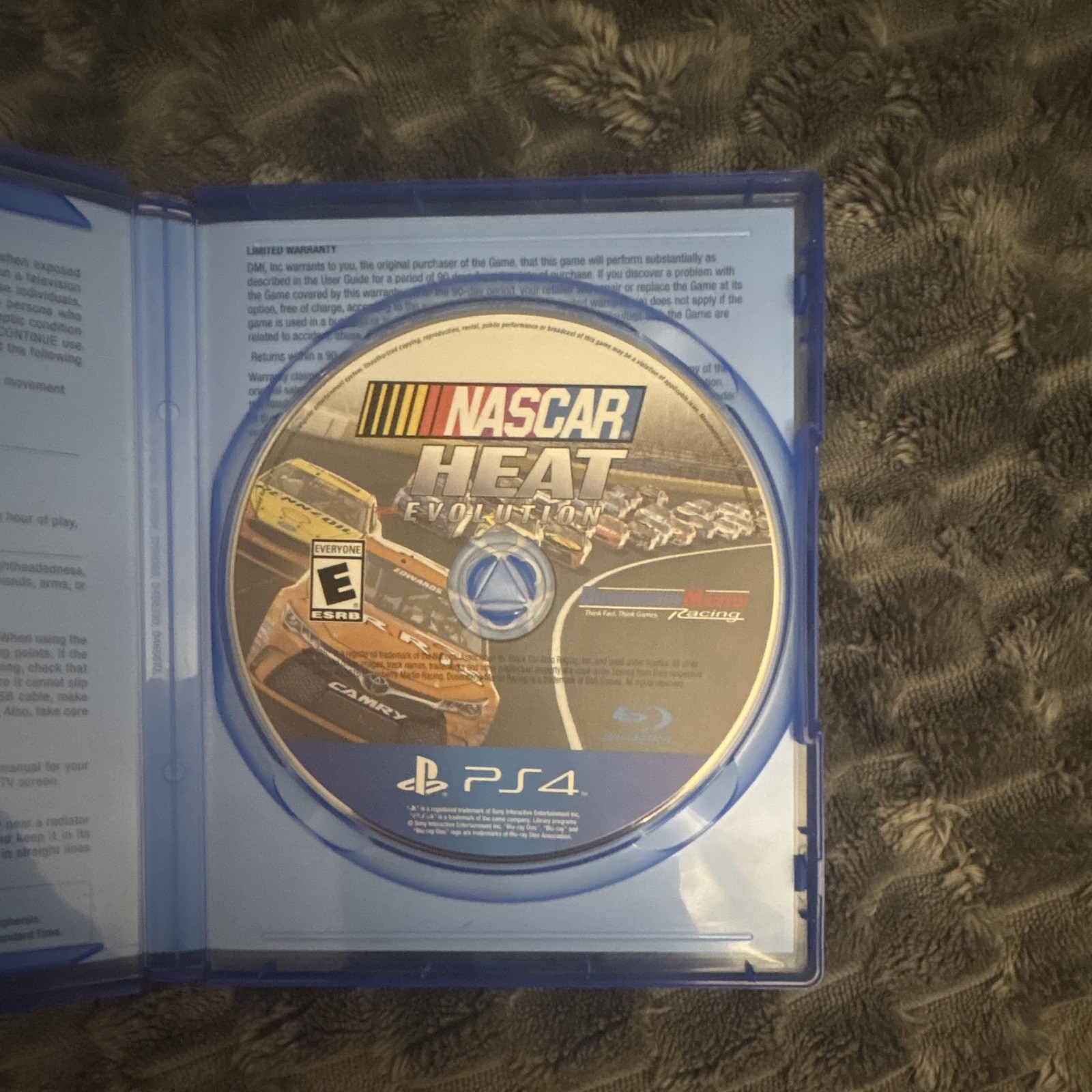 NASCAR Heat Evolution PS4 NASCAR Heat Racing/Car Racing E Manual Included