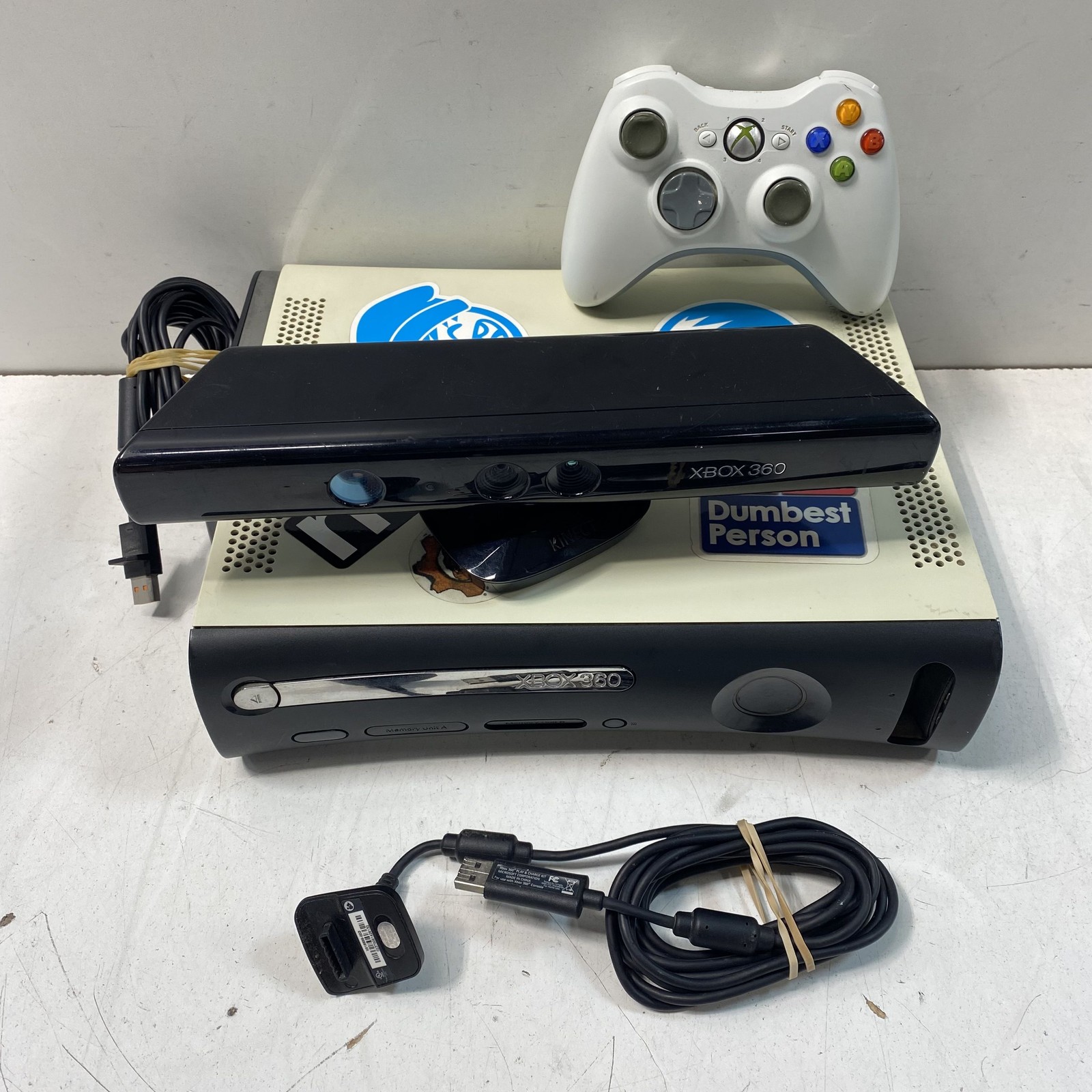 Microsoft Xbox 360 Console 120GB HDD Kinect 1 Controller For Parts