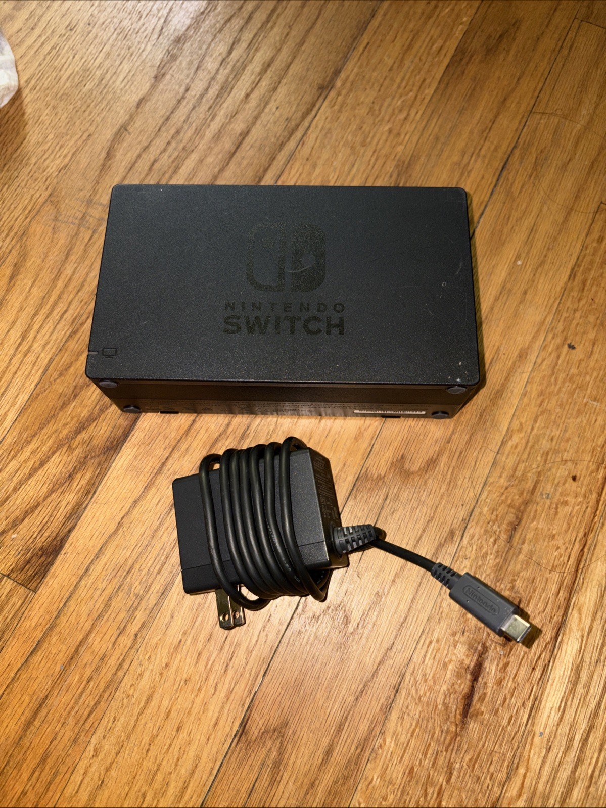 Nintendo Switch TV Dock HAC-007 OEM Charging Base +Adapter