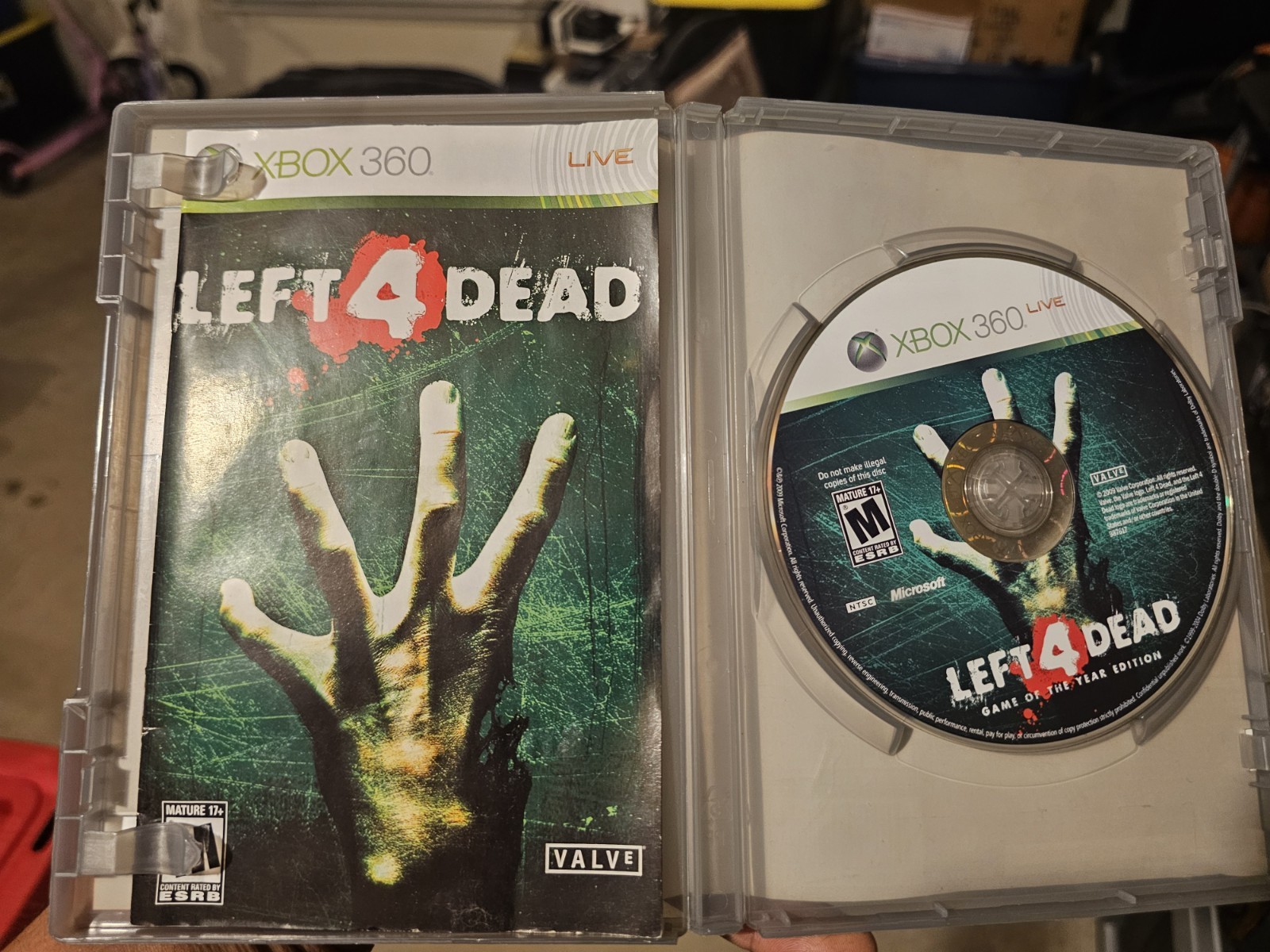 Left 4 Dead — Game of the Year Edition (Microsoft Xbox 360, 2009) CIB Complete