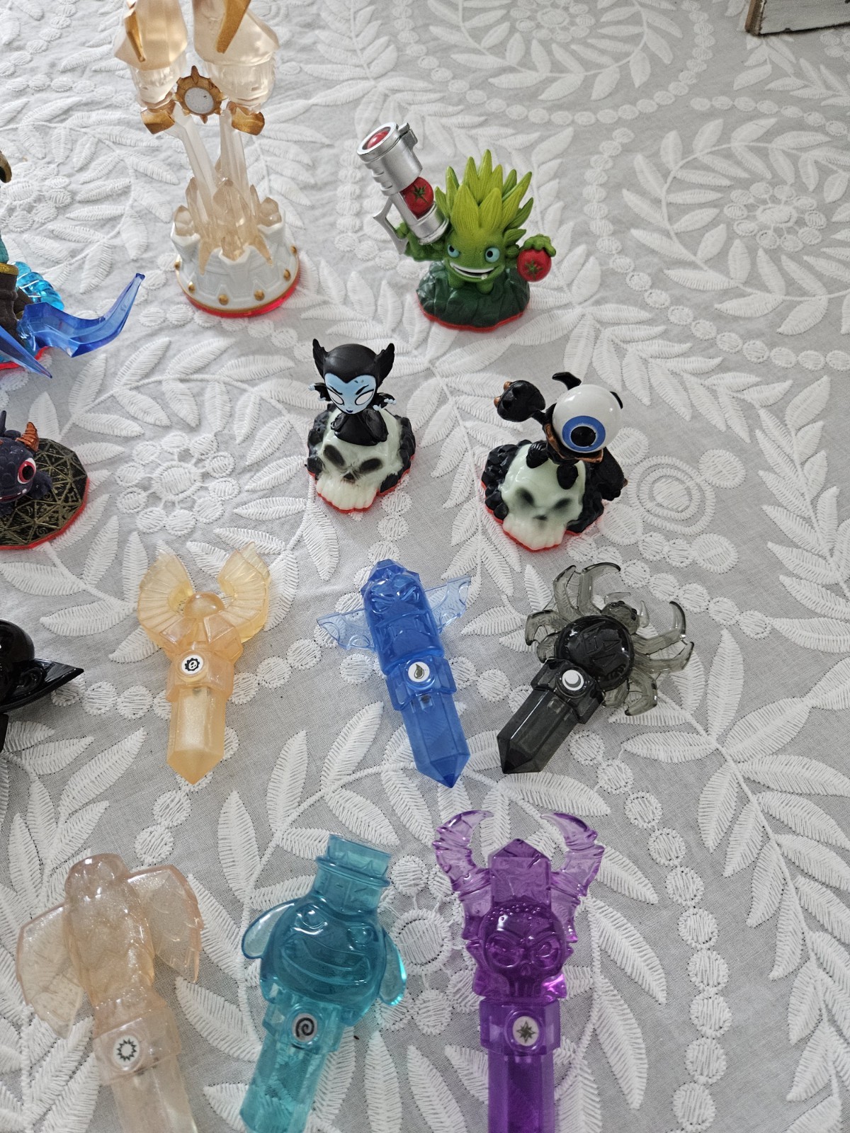 Skylanders Trap Team Small Collection With Light And Dark Traps *Untested