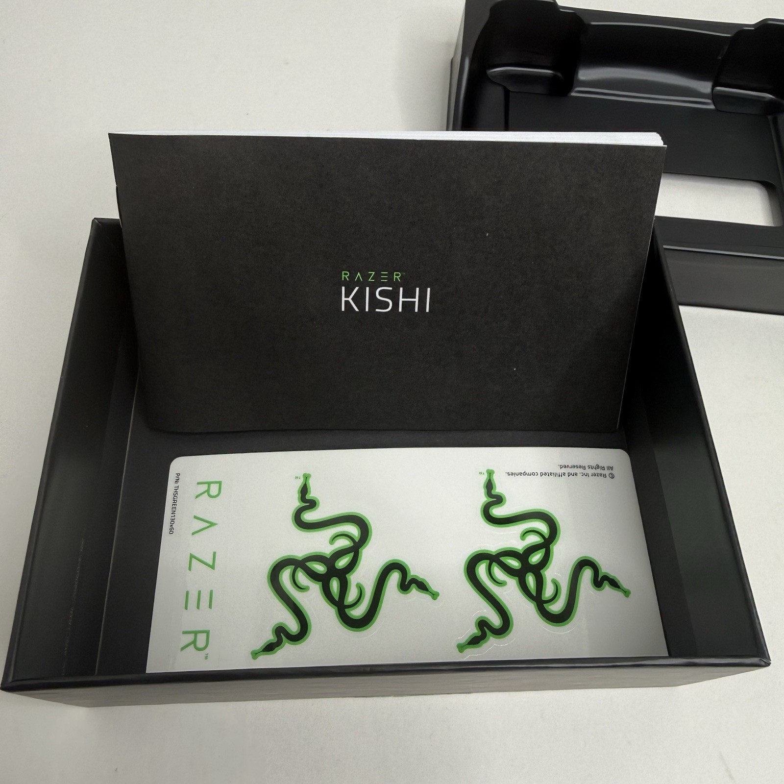 Razer Kishi Universal Gaming Controller for Android USB-C Open Box New