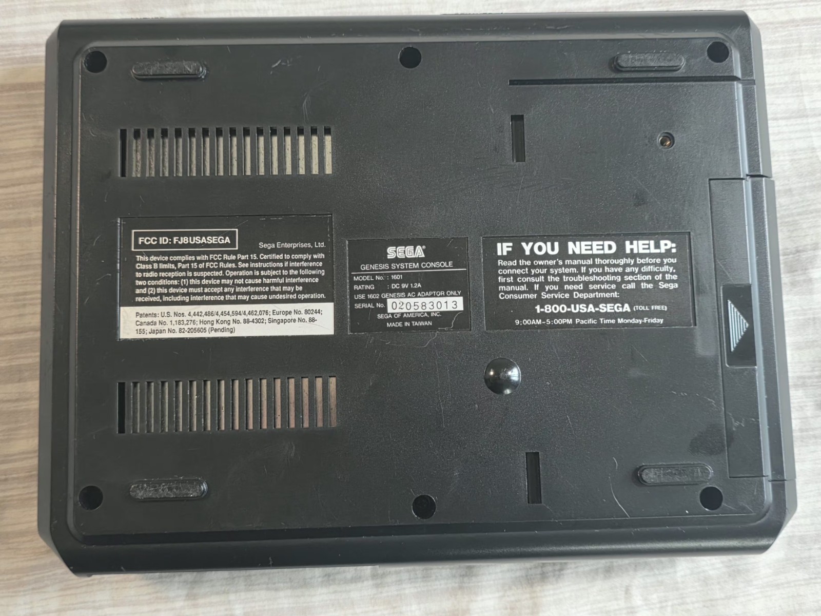 Sega Genesis 16-Bit Console Bundle – 2 Controllers, Games, Cables – Parts/Repair