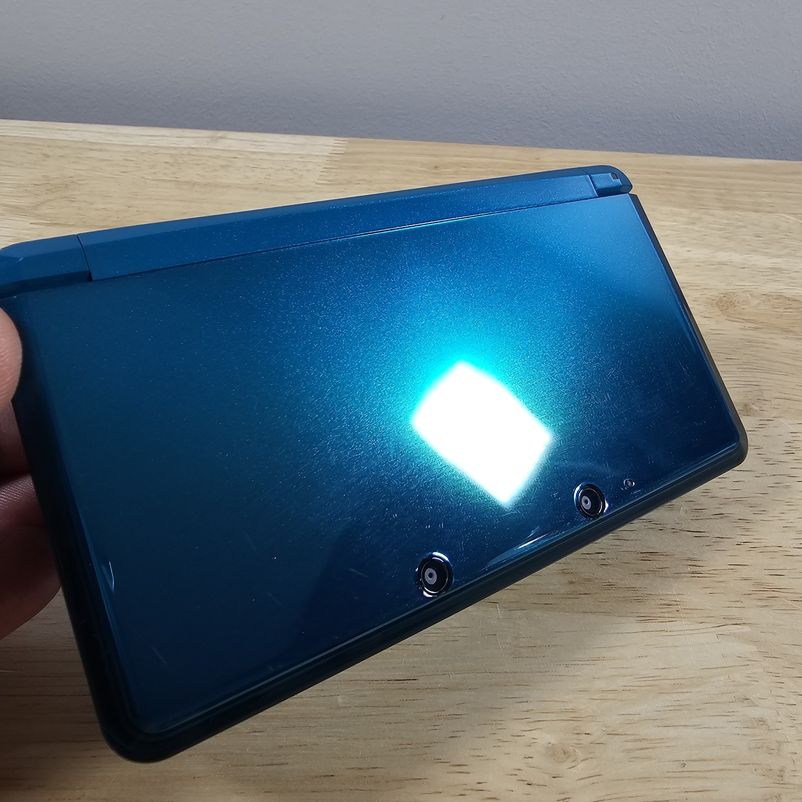 Nintendo 3DS Handheld Video Game Console Aqua Blue CTR-001 (USA) With Mario Krt