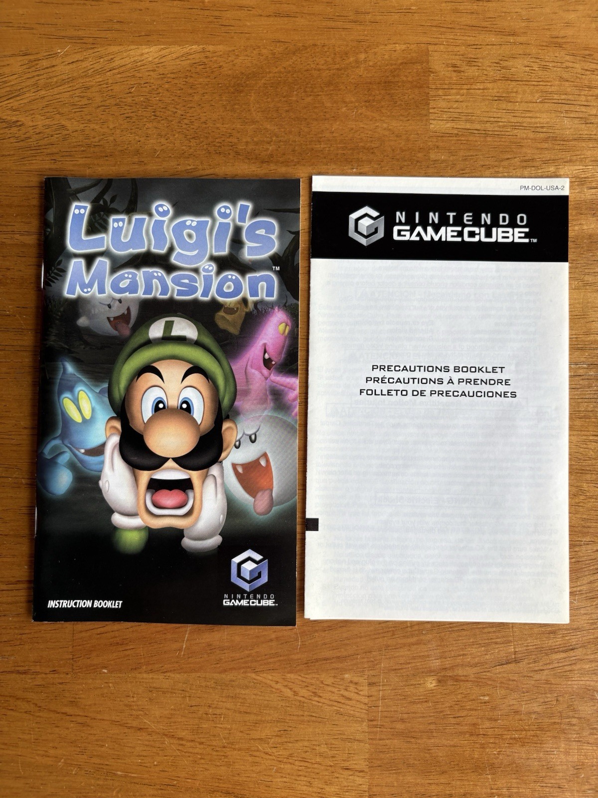 Luigi’s Mansion Manual Only Nintendo GameCube (NO GAME , NO CASE) [ Near Mint ]