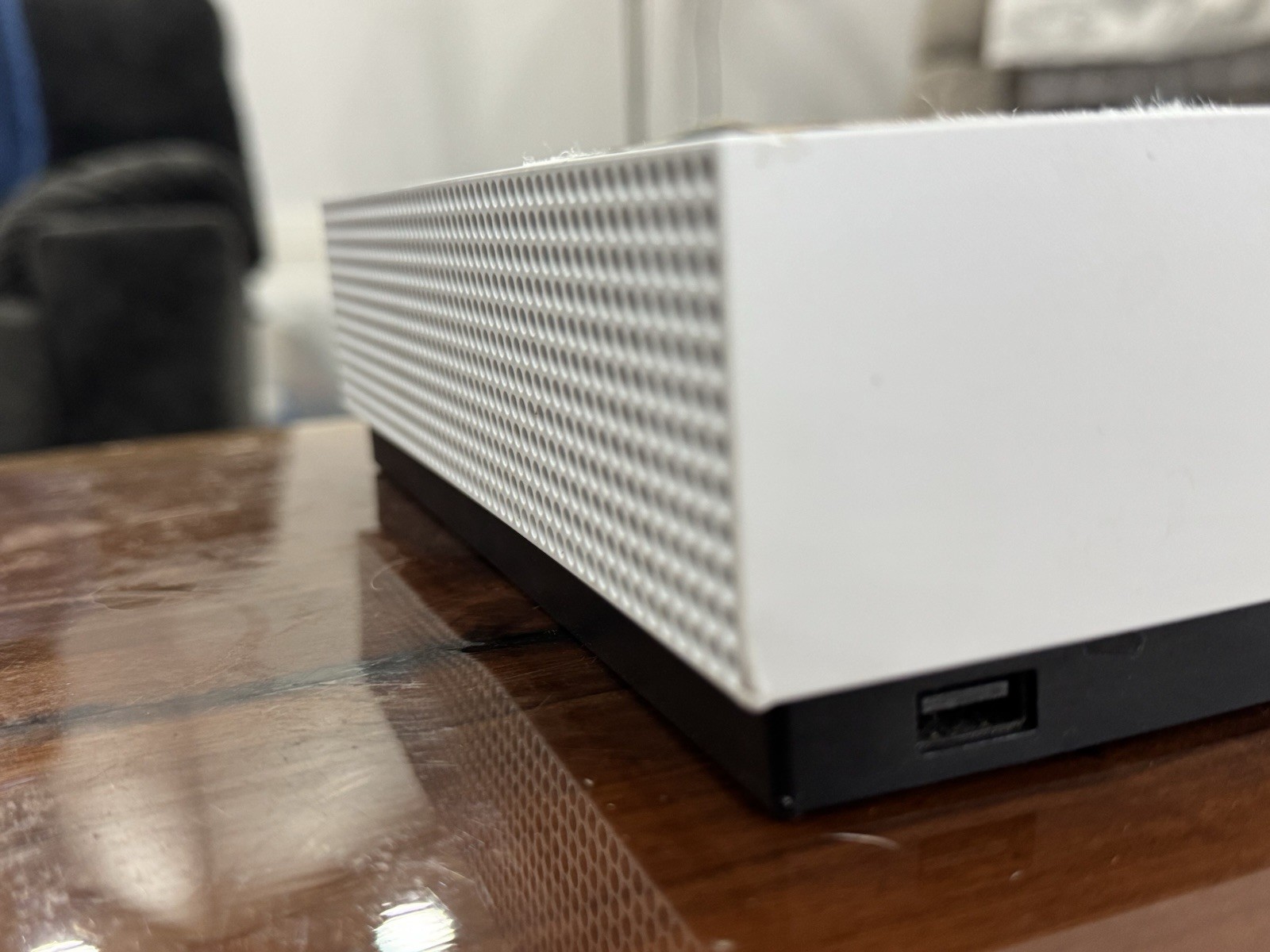 Microsoft Xbox One S All-Digital 1TB White 4K UHD Console MPN 1681 NTSC-U/C