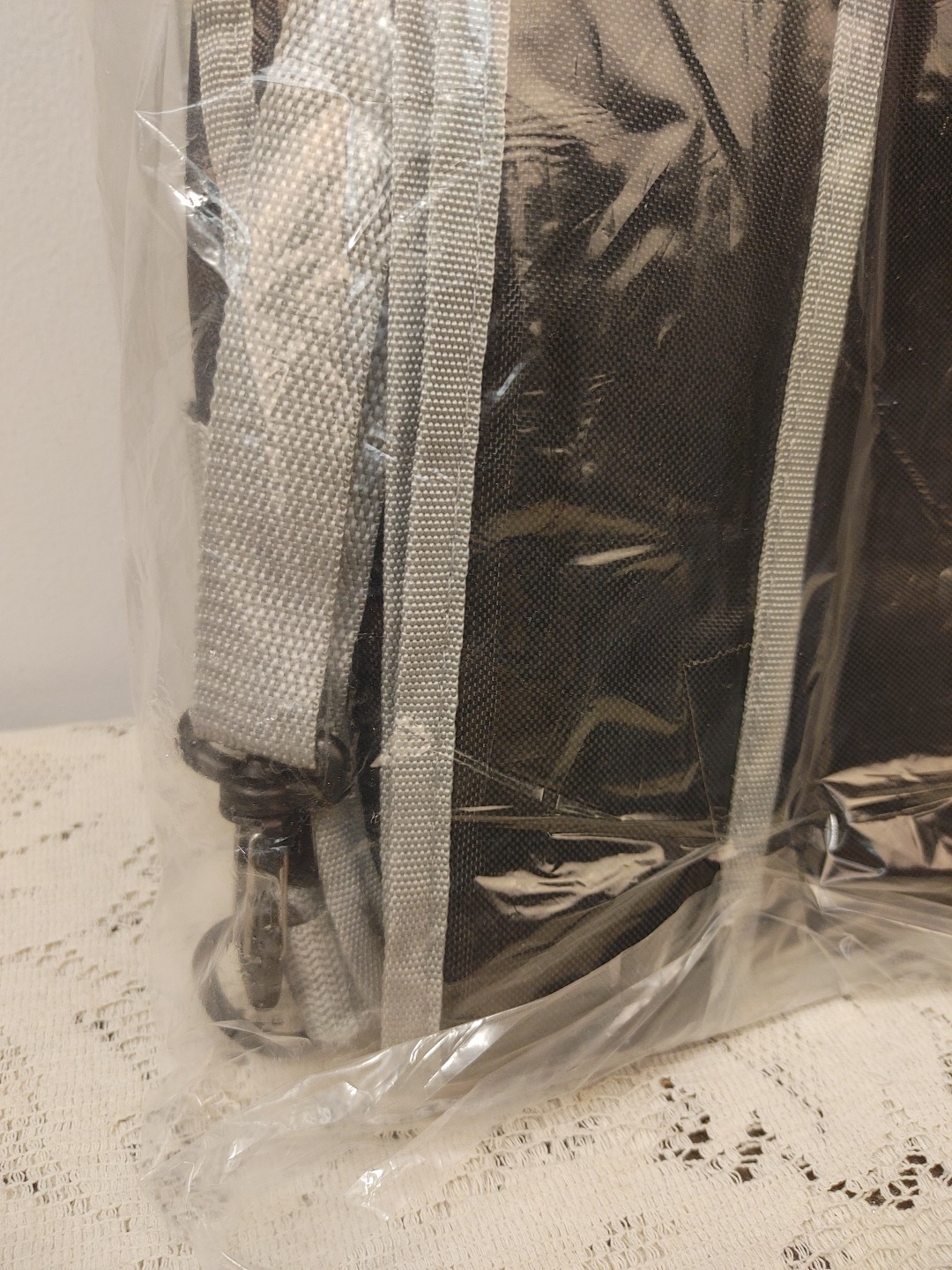 2016 Loot Crate Halo Series 1 [ Crate #1 ] USNC Gray Utility Satchel Backpack