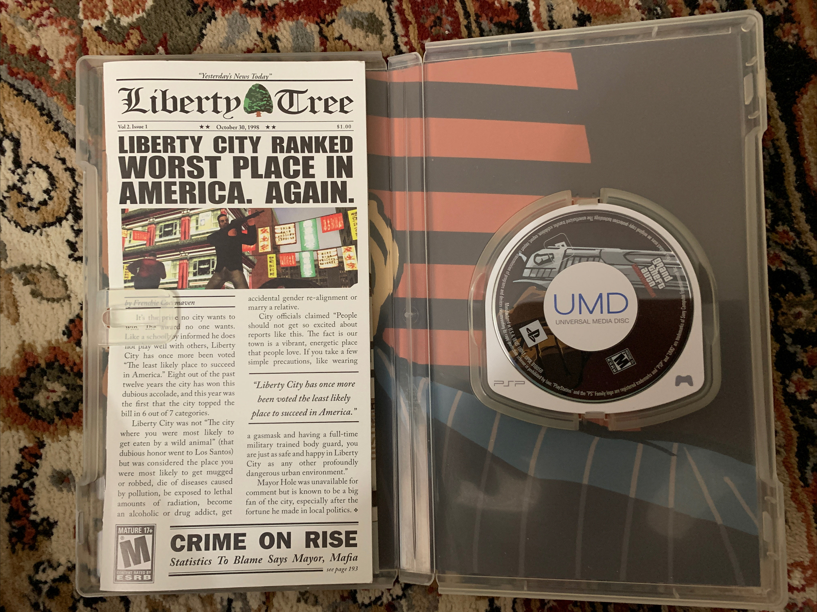 Grand Theft Auto: Liberty City Stories (Sony PSP, 2005) Complete w/Map & Manual