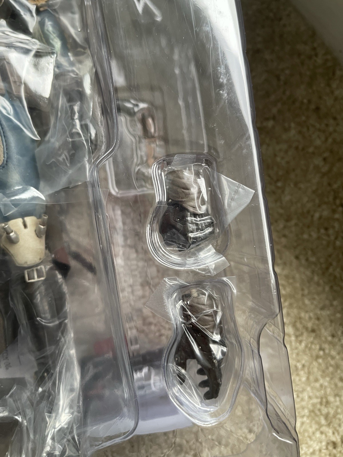 Destiny Hunter Collectible Action Figure Boxed w/ Accessories Weapons Alt Hands