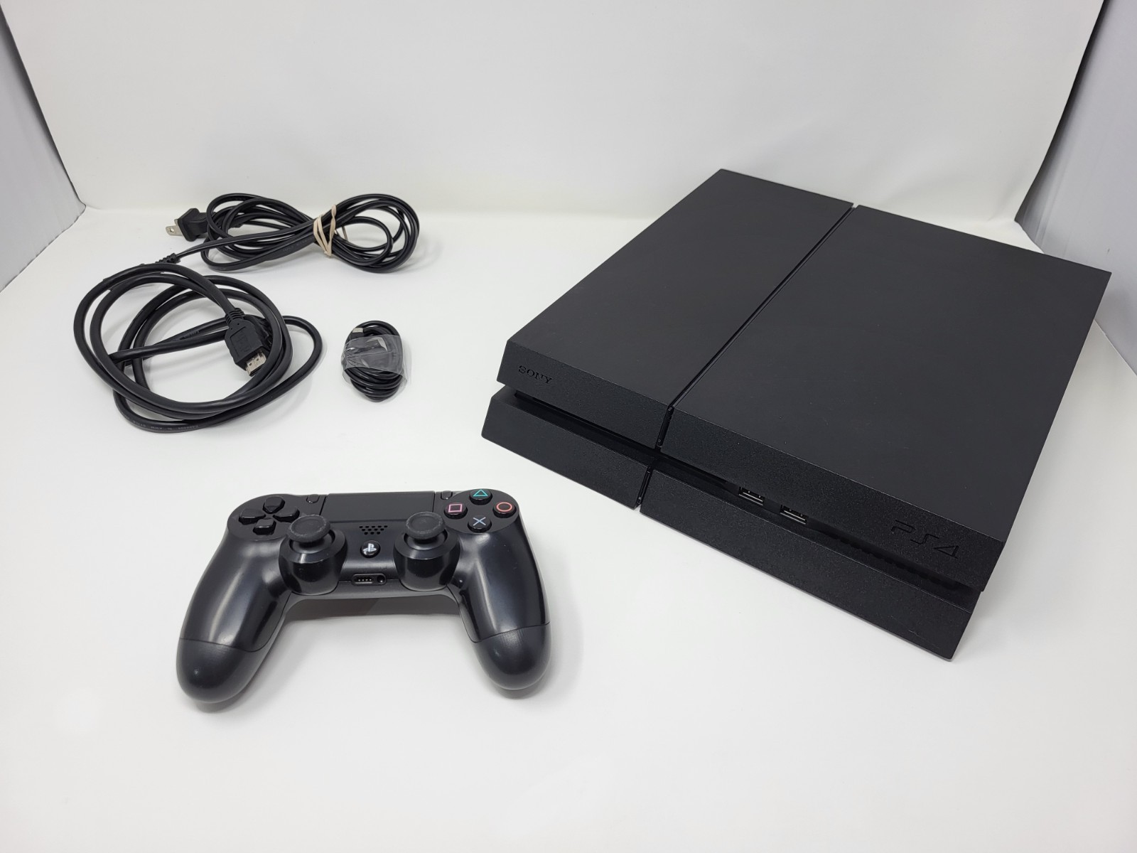 Sony PlayStation 4 PS4 CUH-1115A 500GB Video Game Console Bundle w/1 Controller