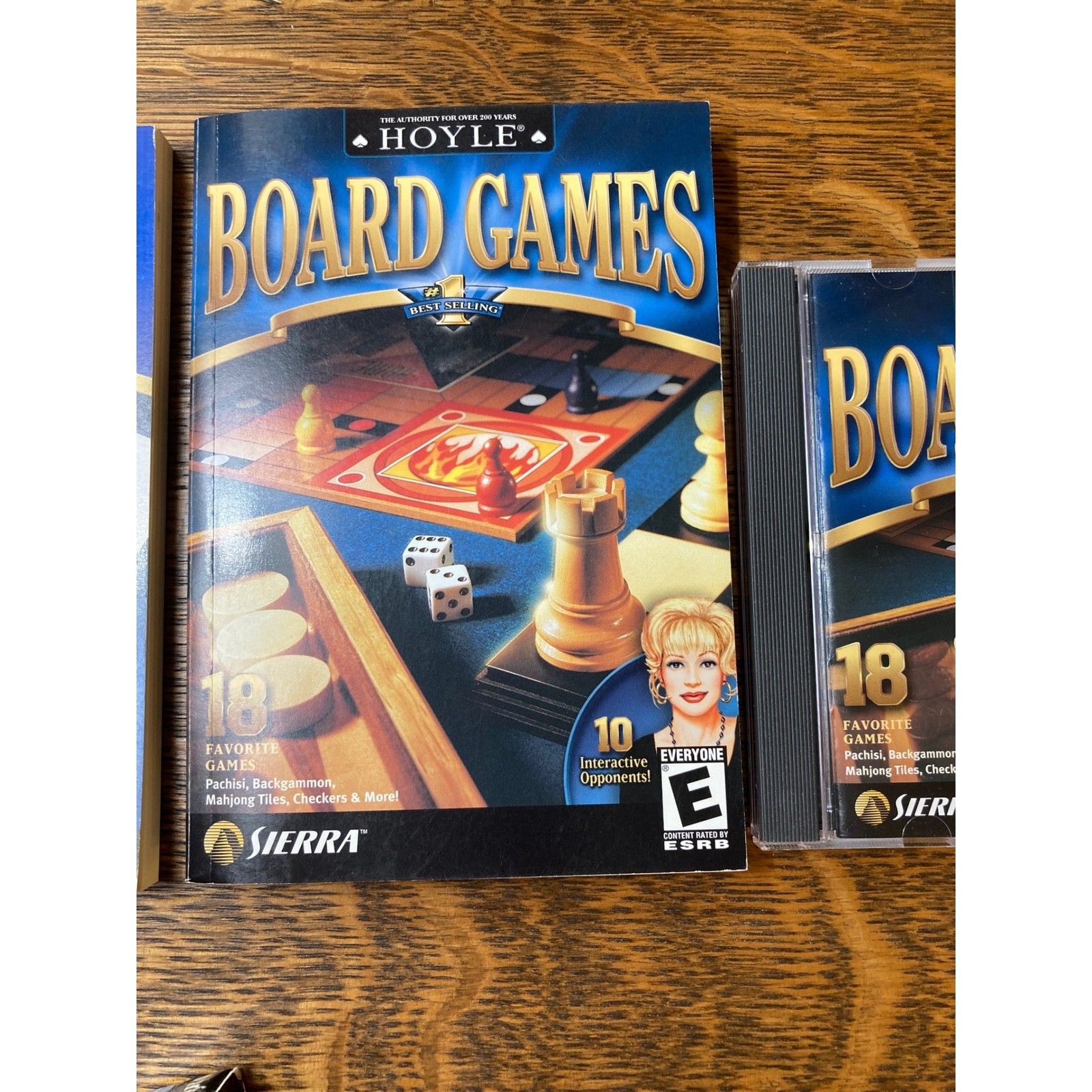 Hoyle Board Games PC CD-ROM 2003 Sierra 18 Classic Games Chess Mahjong Backgammo