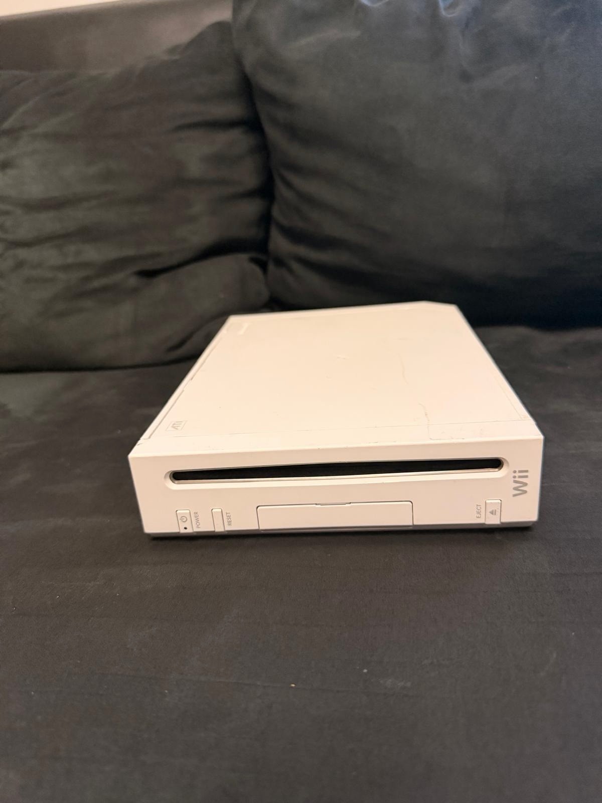 Nintendo Wii RVL-001 Console White NTSC-U/C 480p AV & Power Cables HACKMII