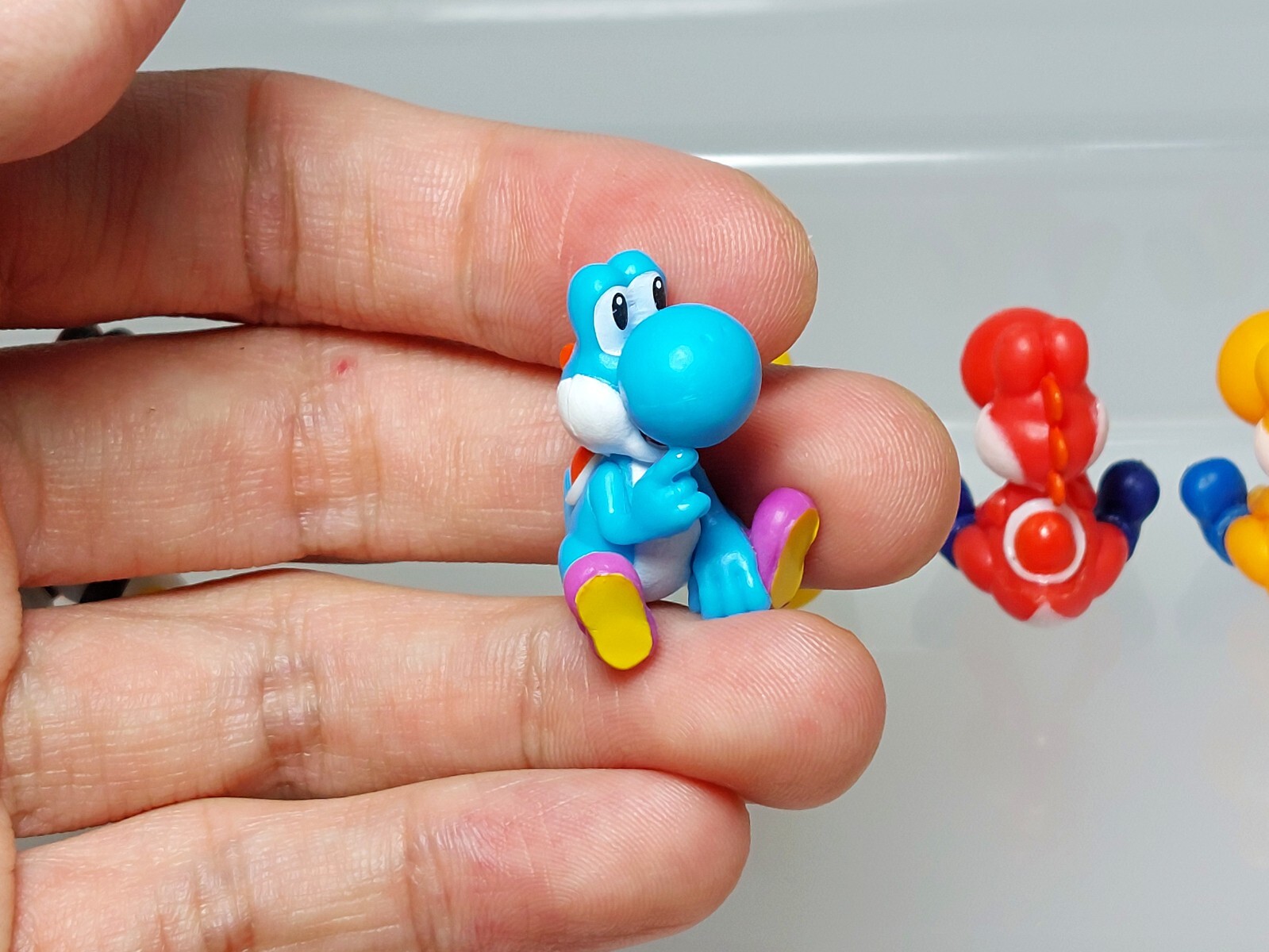 Super Mario Bath Ball Yoshi Figure Set Nintendo Japan F09 0.9in