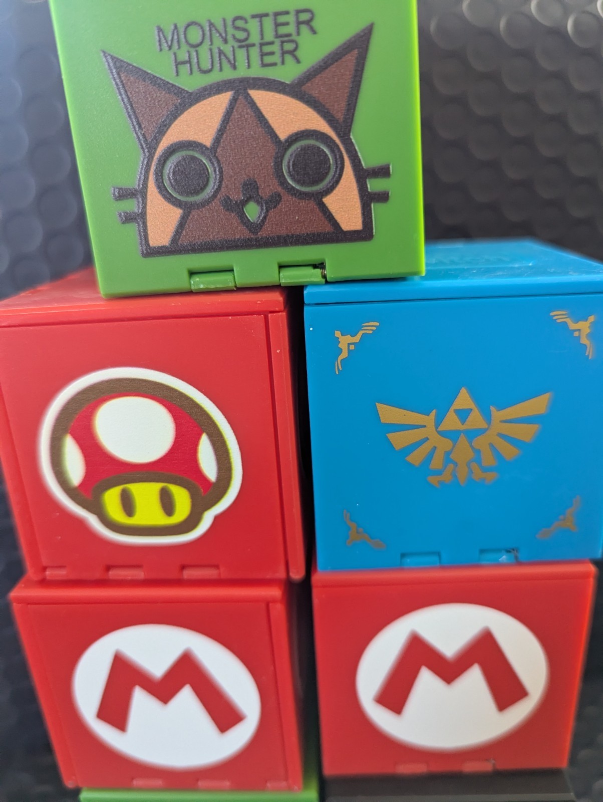 7 Unbranded Mario Nintendo Switch Video Game 12 Cartridge Cube Carrier Holder