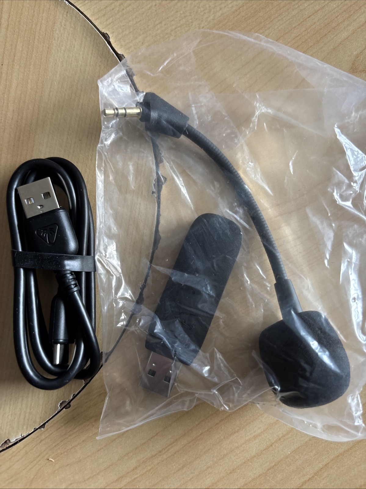 HyperX Cloud II Core Wireless Gaming Headset (Black) New Open Box