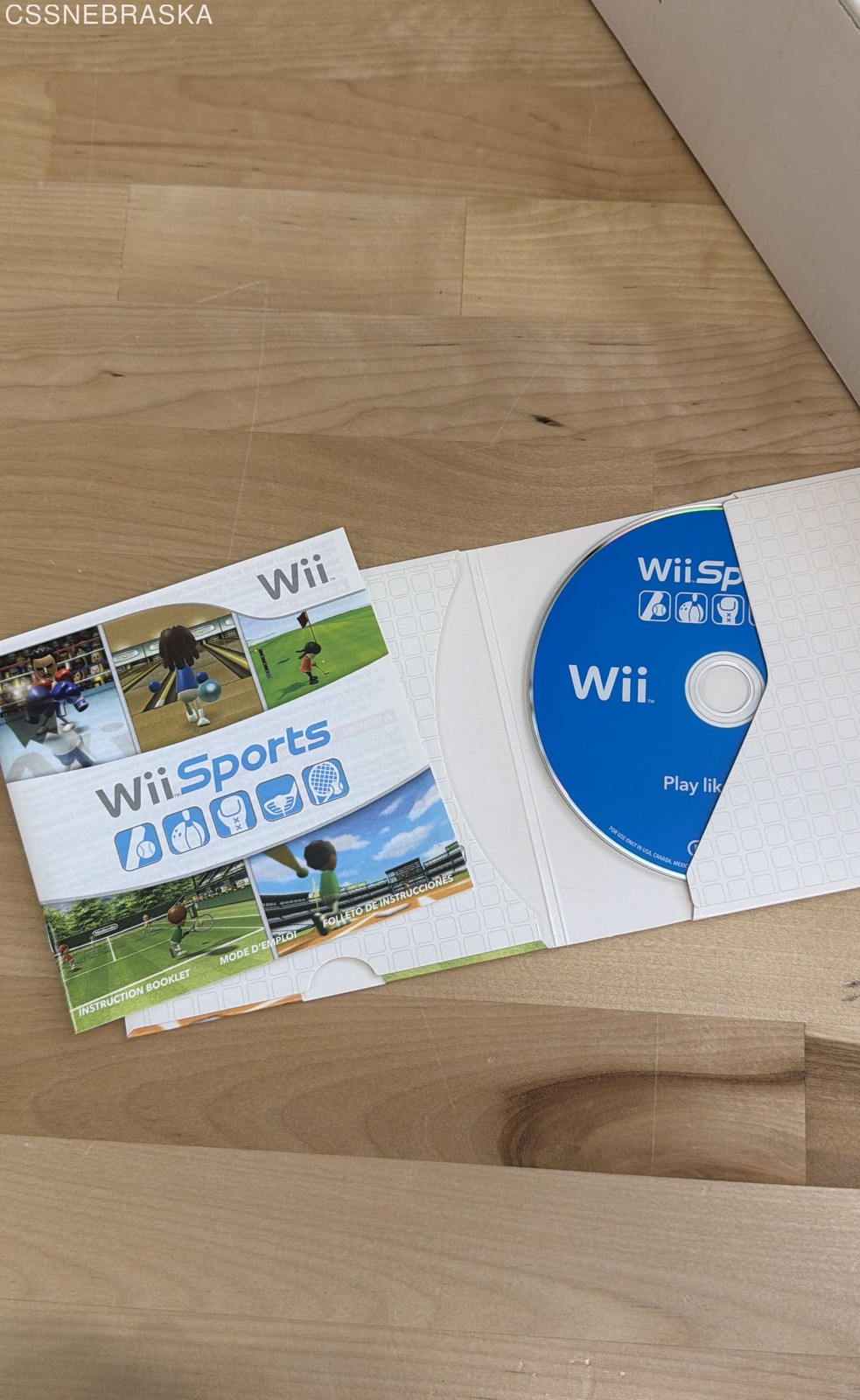 Nintendo Wii Console White Wii Sports 2 Controllers Nunchuk CIB Open Box