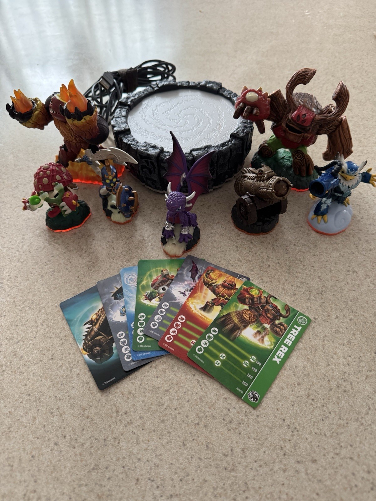 The Skylanders Portal of Power (Model 0000502) With Figures Lots TESTED/WORKING