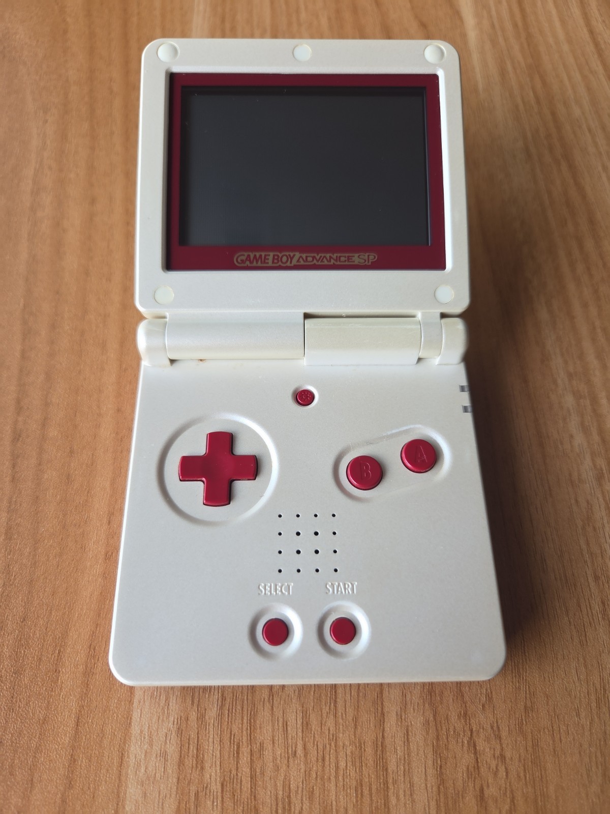 Nintendo Game Boy Advance SP Famicom Version AGS-001 Tested Working Charger OEM