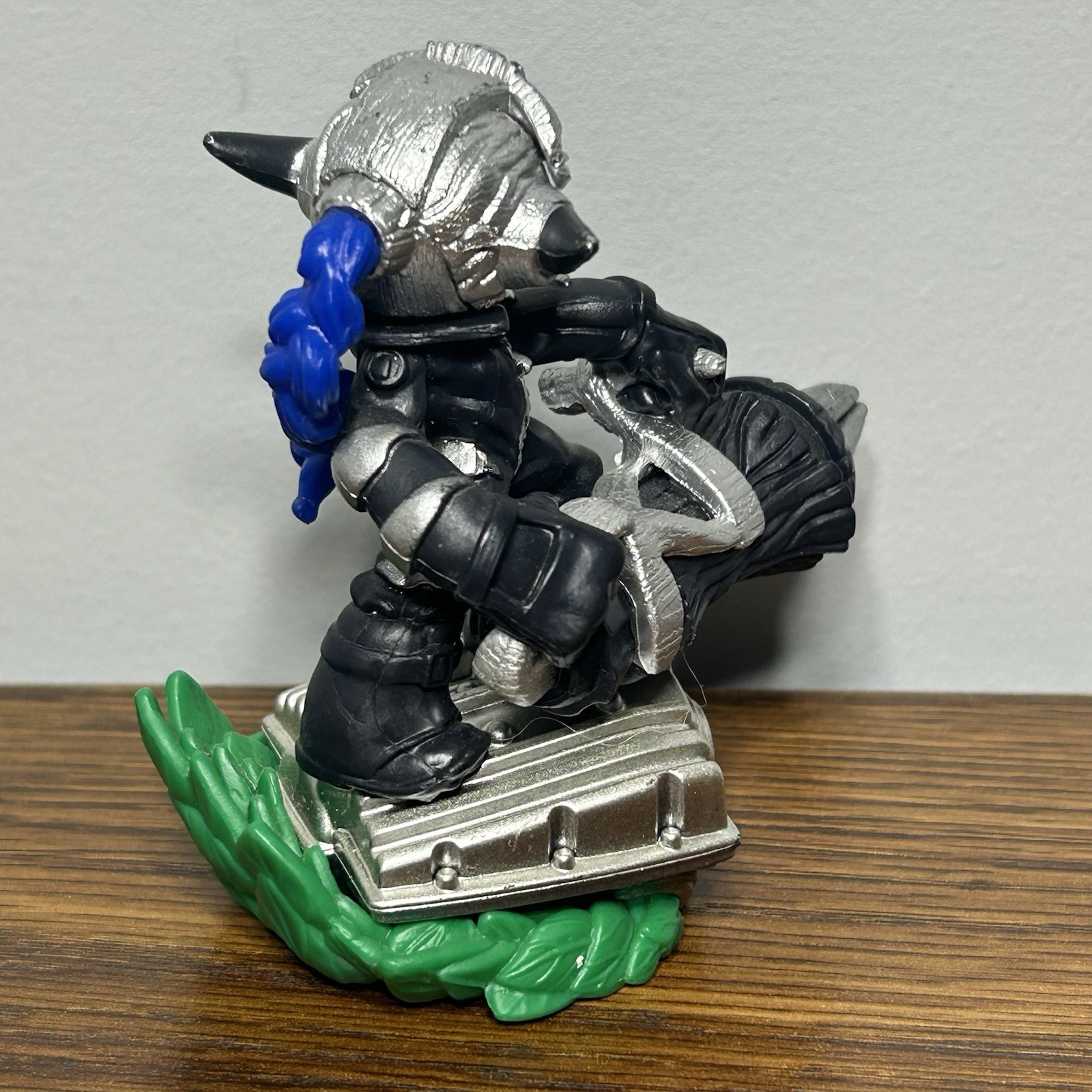 Skylanders Superchargers Dark Super Shot Stealth Elf Character Figure