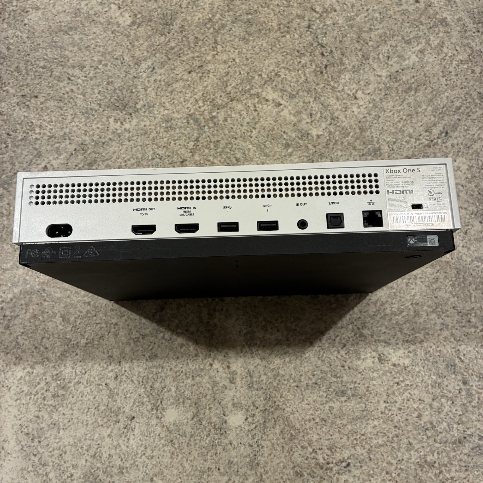 Microsoft Xbox One S 500gb 4K UHD White Console MPN 1681 Tested Working