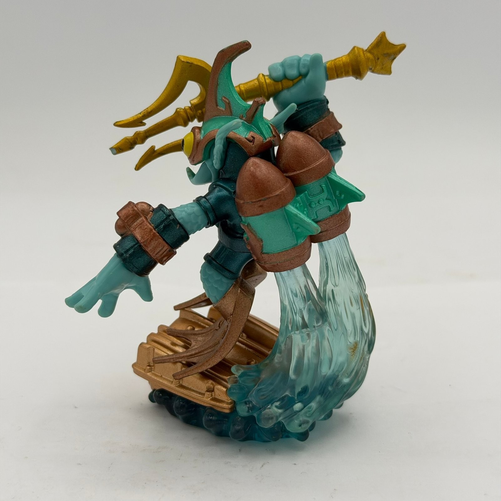 Skylanders SuperChargers Deep Dive Gill Grunt Water Character Figure