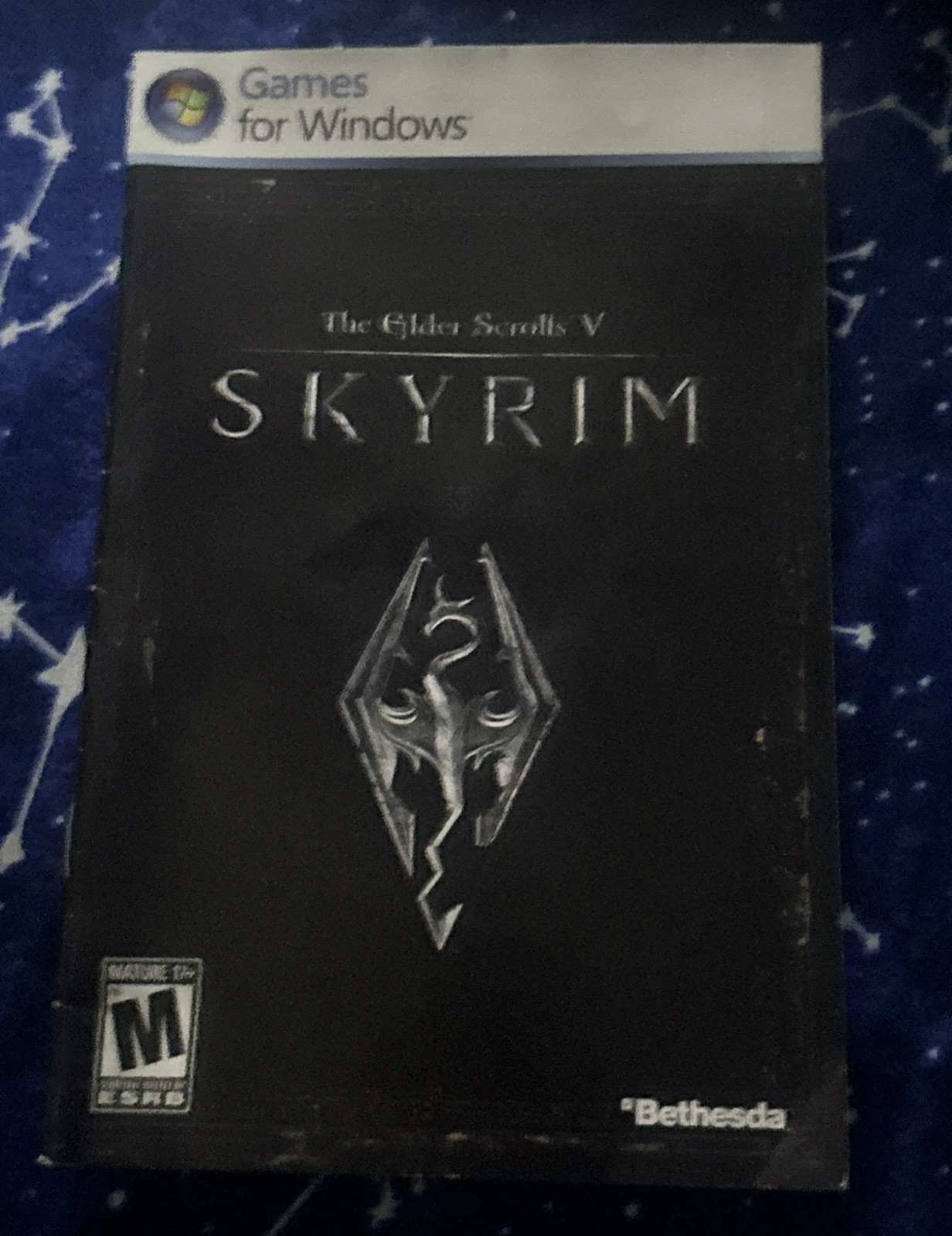 Elder Scrolls V: Skyrim W/ Manual & Map plays NOT SURE IF CODE WORKS FOR DISPLAY