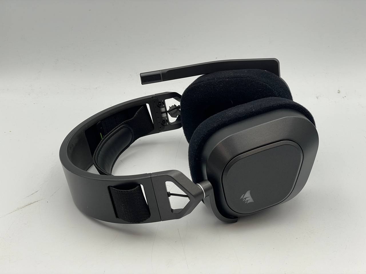 Corsair HS80 RGB USB Premium Gaming Headset