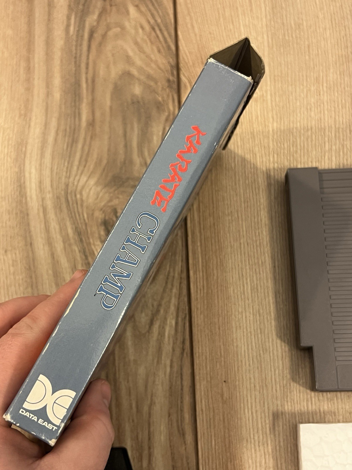 Karate Champ (Nintendo NES, 1986) CIB Complete 5-Screw w/ Hangtab Tested
