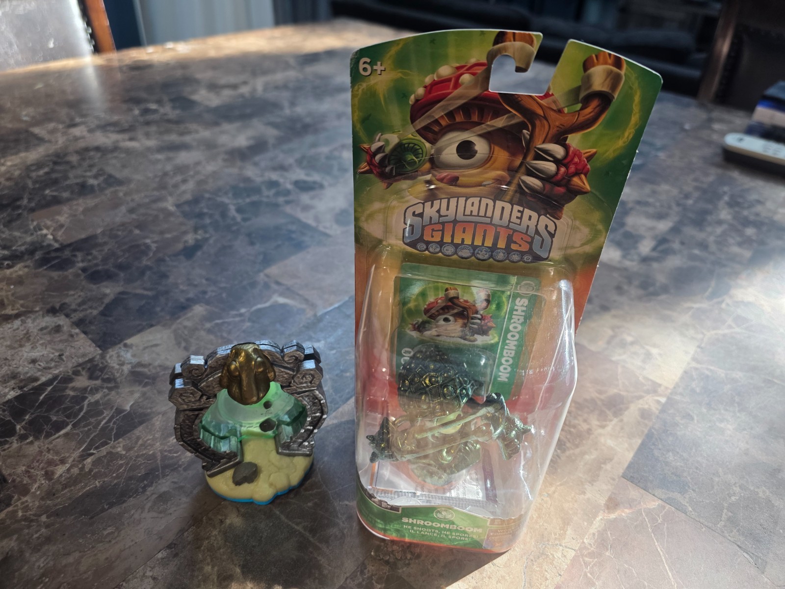 2012 Skylanders Giants Shroomboom Metallic Green Figure + Sheep Wreck Island