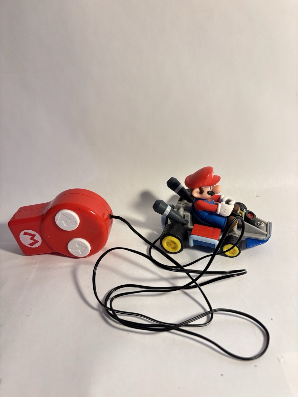 2011 Super Mario Wired 2 Button Remote Control Car ​Nintendo – Tested (no cover)