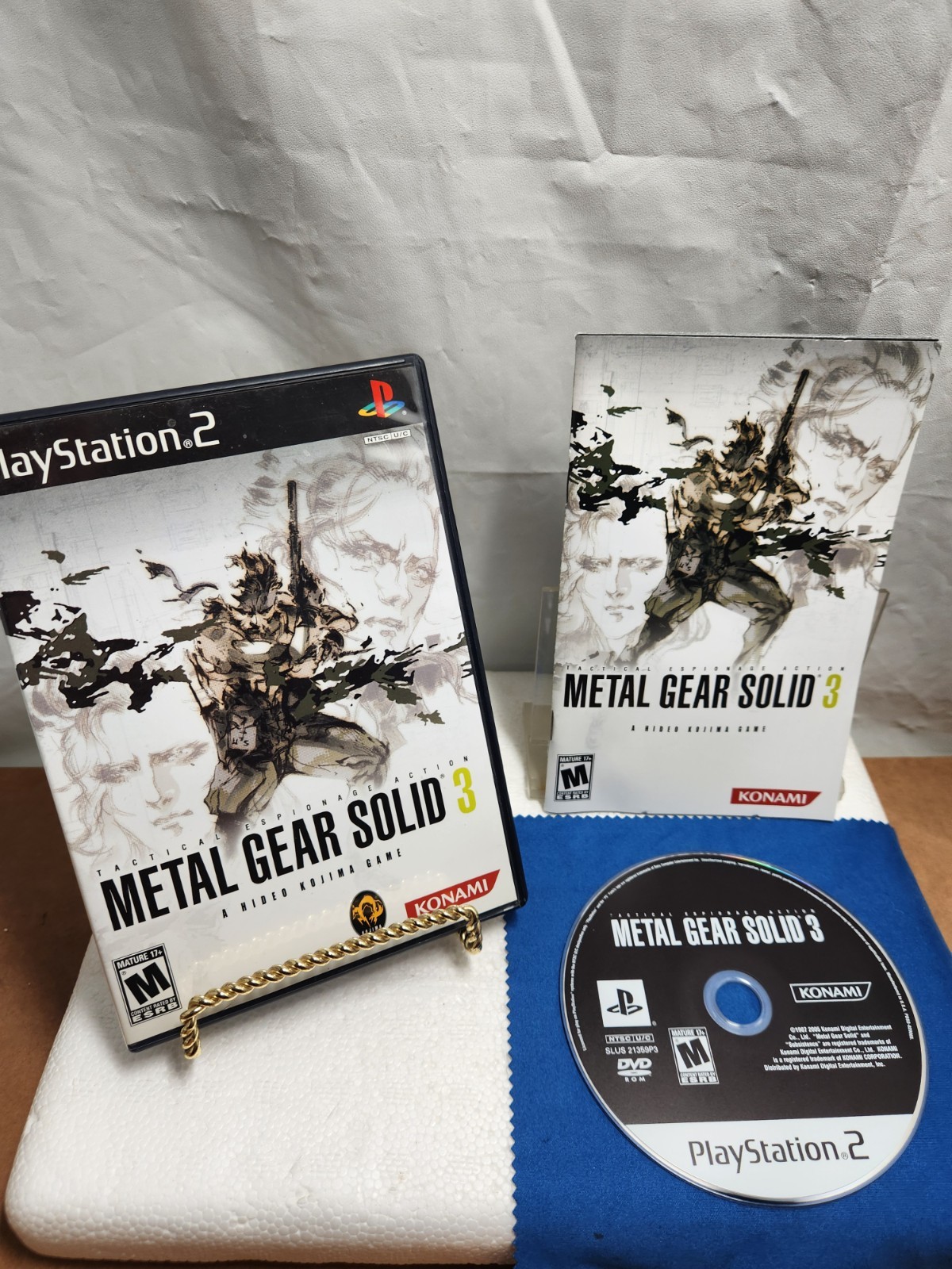 Box Set Metal Gear Solid: The Essential Collection – Sony PlayStation 1&2 Mint