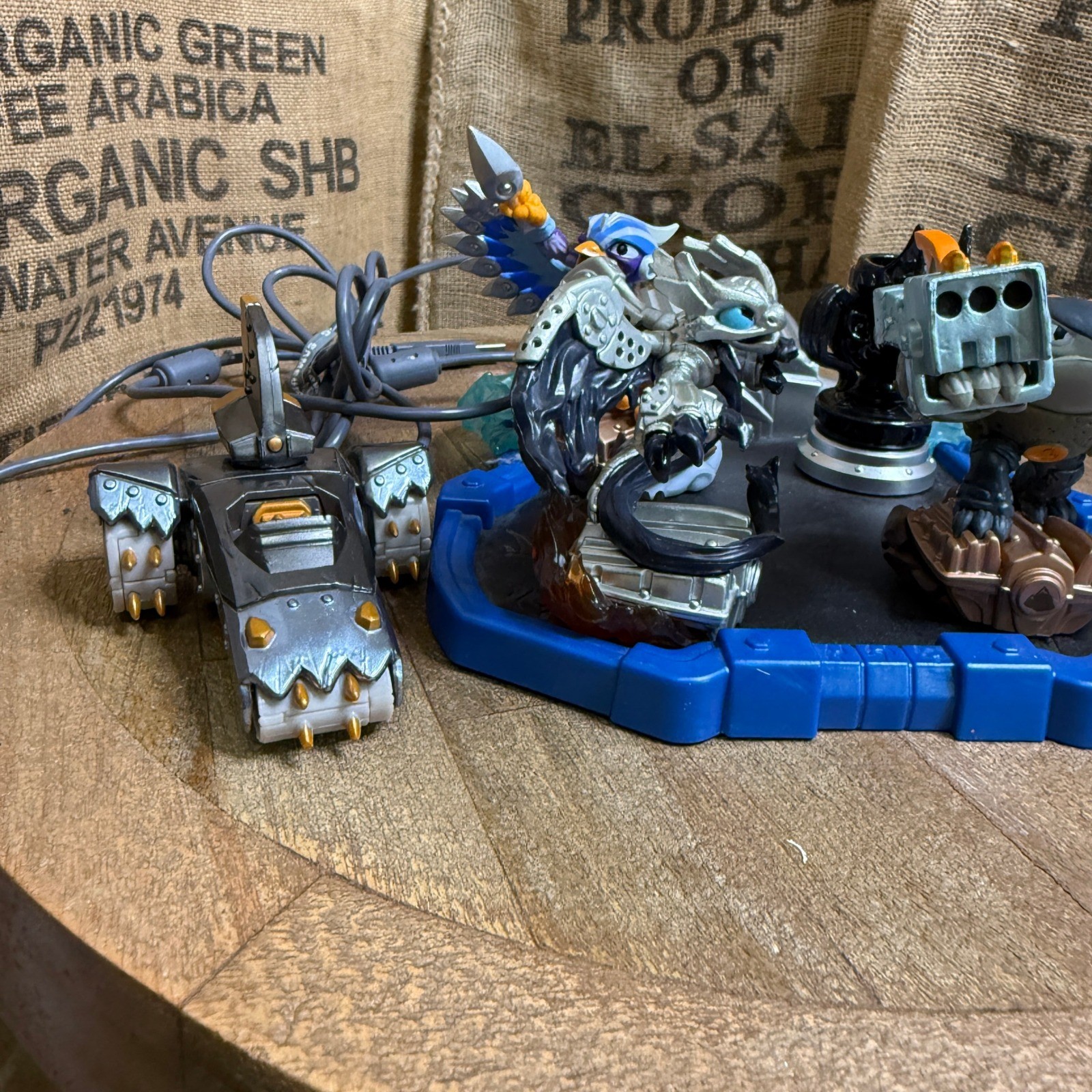 Activision Skylanders Superchargers Lot 5 Figures & Portal of Power Base