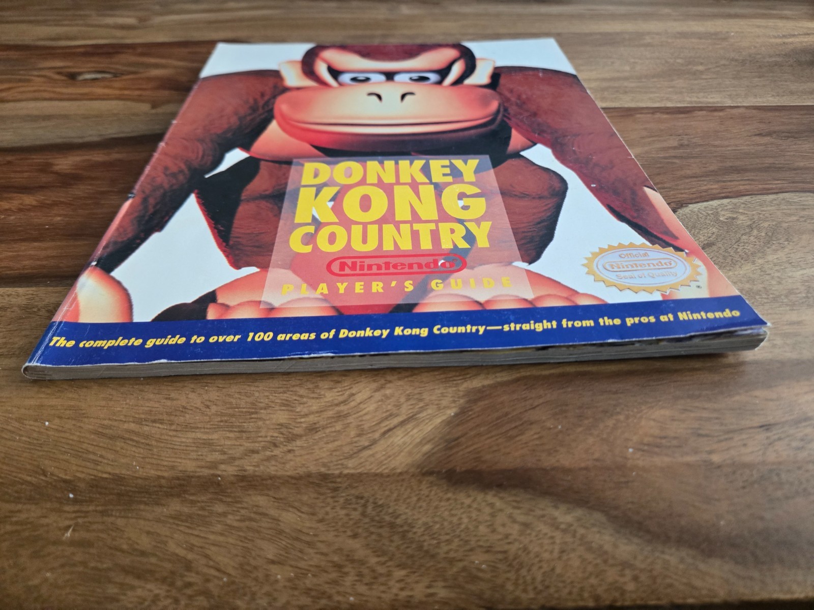 Donkey Kong Country Nintendo Player’s Guide SNES Official Nintendo 1994