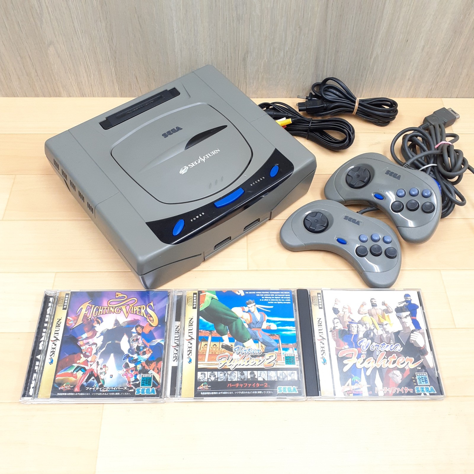 Sega Saturn Console Japan Gray Bundle with 2 Controllers & 3 games Tested Workin