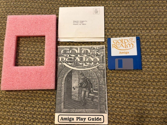 GOLD OF THE REALM AMIGA GAME W/ BOX + PAPERS CLASSIC COMPUTER SEE PICS