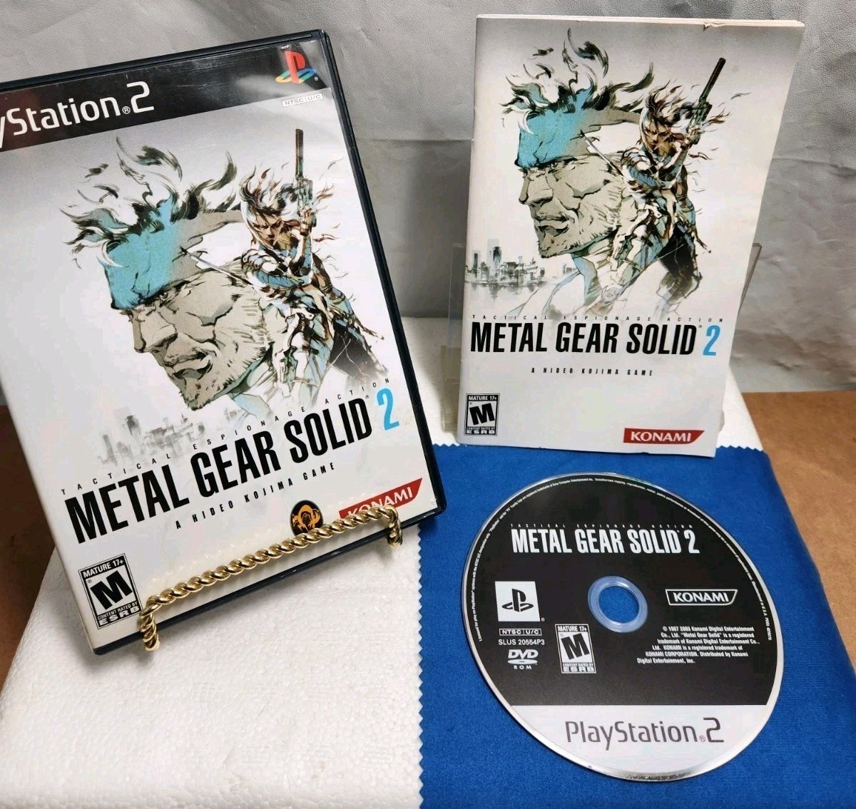 Box Set Metal Gear Solid: The Essential Collection – Sony PlayStation 1&2 Mint