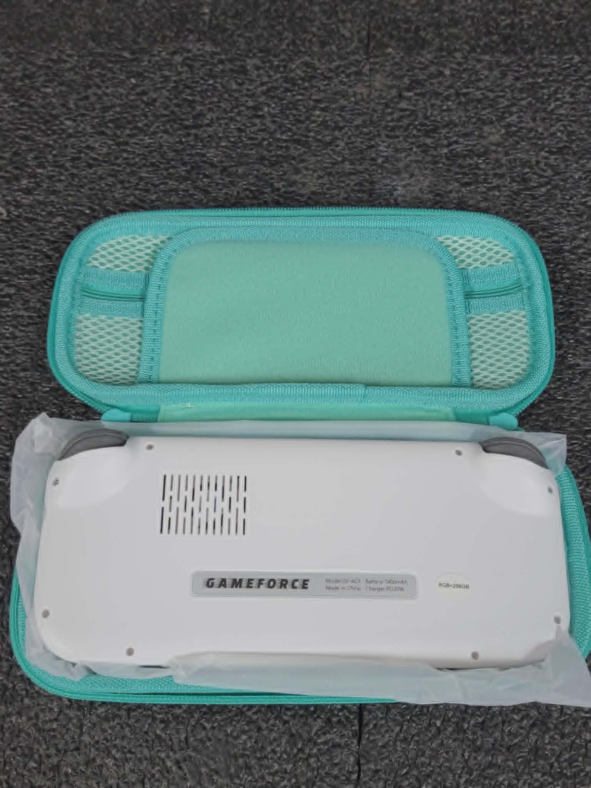 Gameforce GF-ACE RK3588S 8GB LPDDR4/LPDDR4X RAM 256GB 256GB eMMC storage